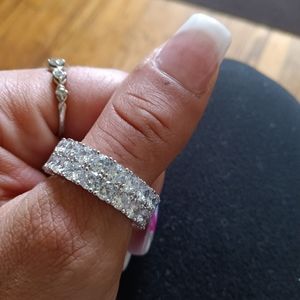 Multi diamond ring